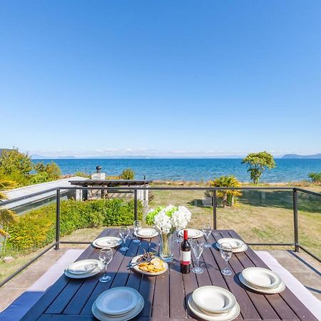 Lakefront Villa - Waitahanui Holiday Home Ngoại thất bức ảnh